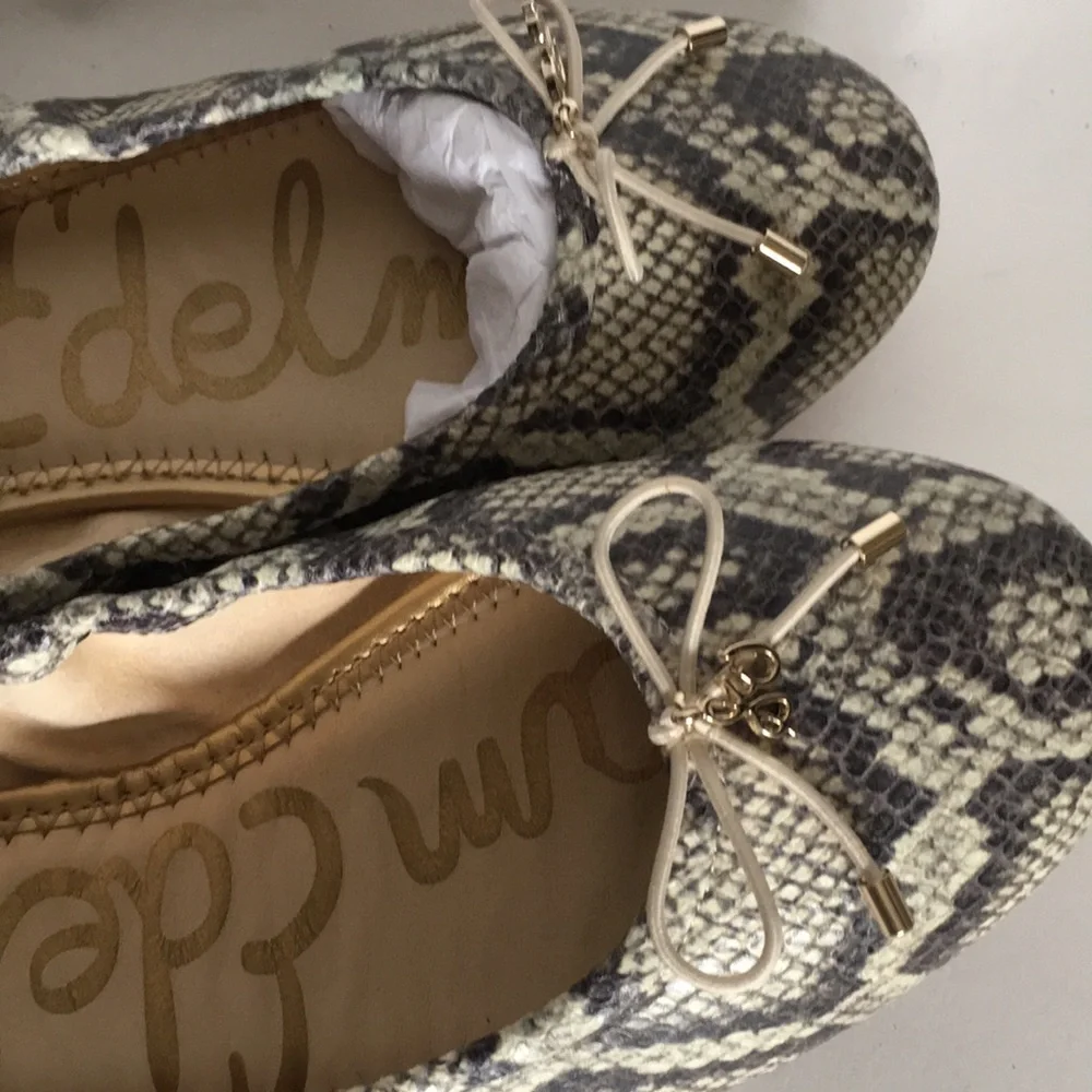 Sam Edelman Python Pattern Flats - Picture 5 of 8